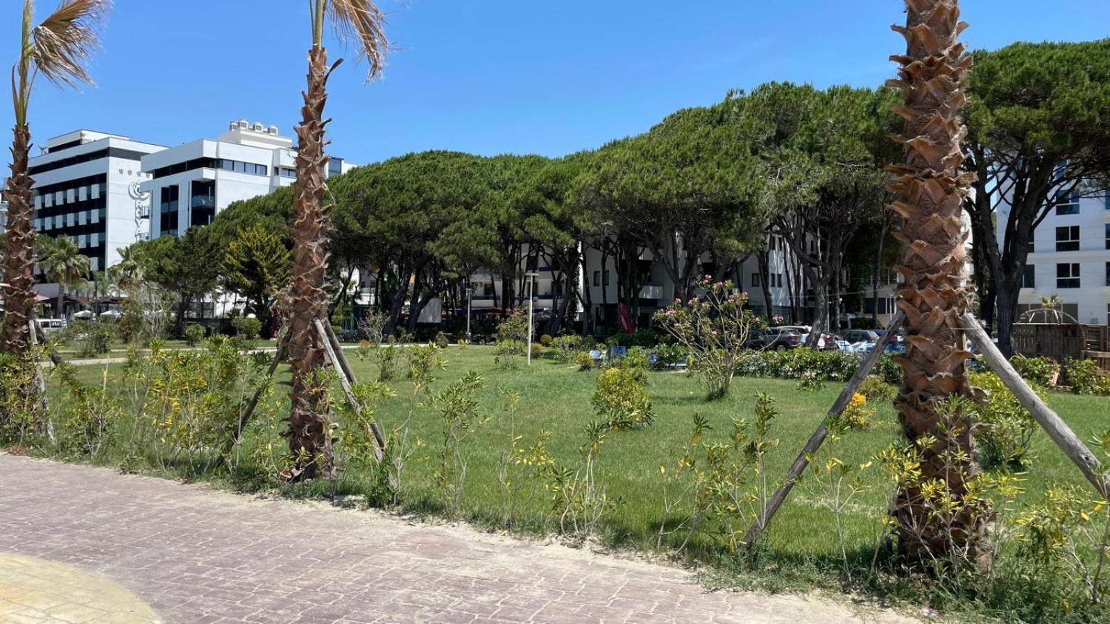 Family Beach 100 Square Metres Apartment Golem  Exterior photo